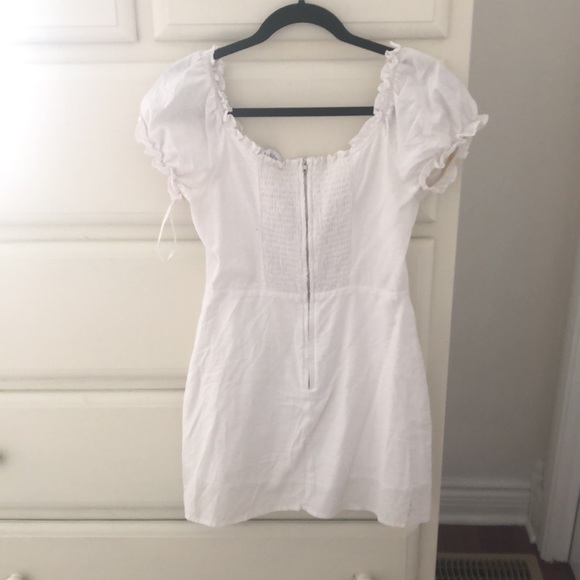 Linen Lux White Dress - Picture 2 of 4